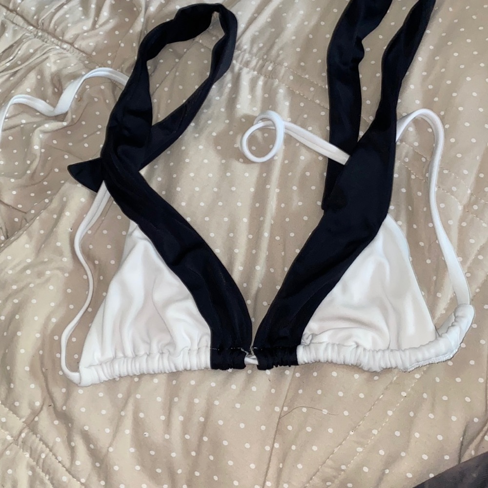 Black and white bikini top